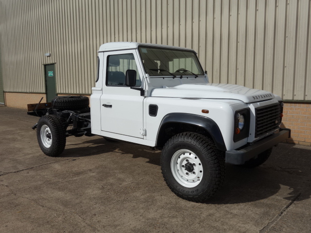 military vehicles for sale - Land Rover 130 LHD chassis cab