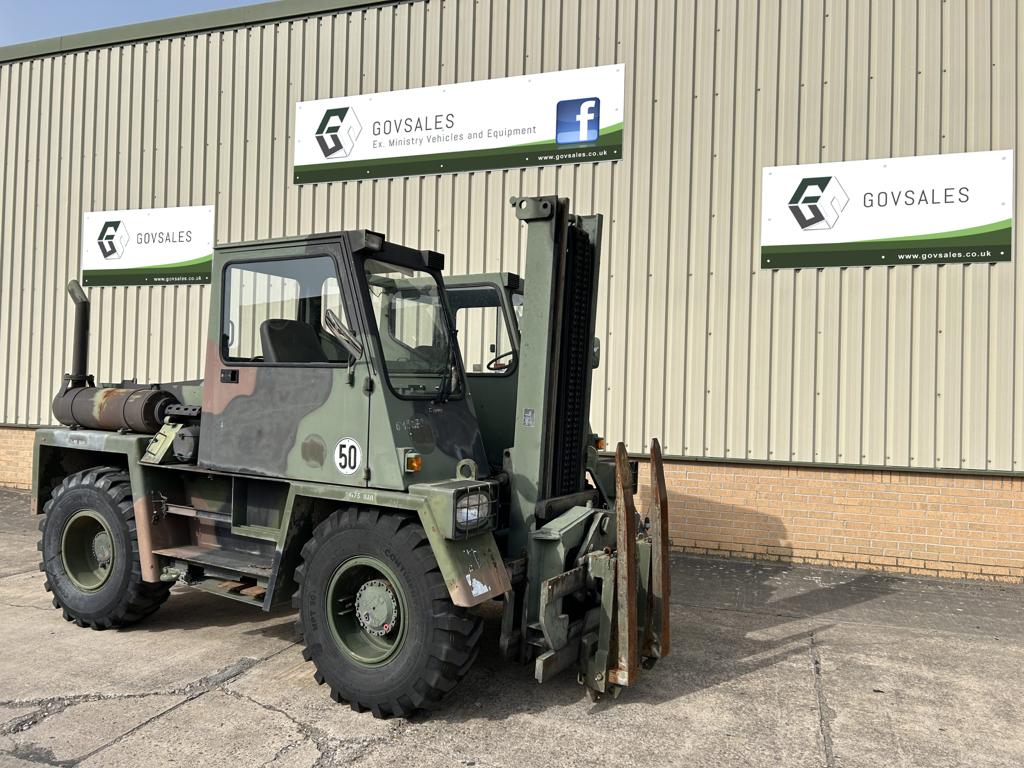 Steinbock 2500kg 4x4 FUG forklift - Govsales of ex military vehicles for sale, mod surplus
